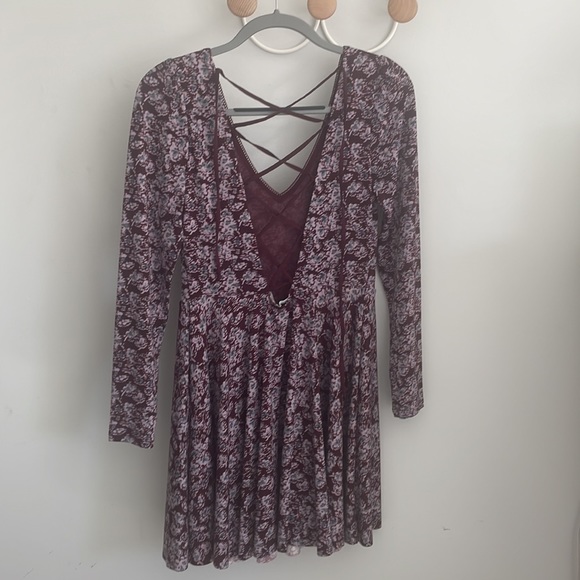 Urban Outfitters Tie-up back skater dress size Medium - Picture 2 of 5